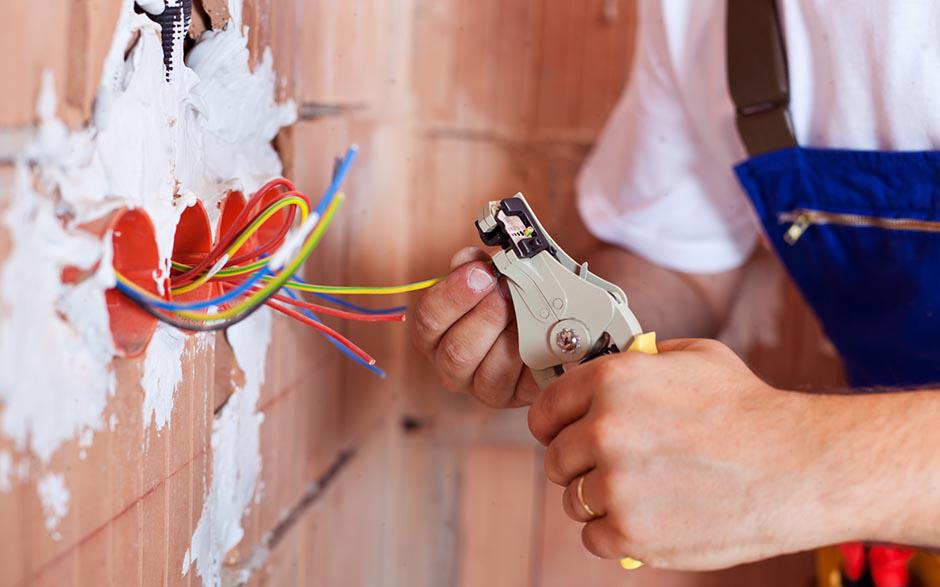 installateur électricien Élancourt